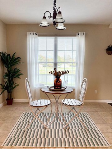 6117 Porterfield Drive, Evansville, IN 47711