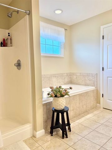 6117 Porterfield Drive, Evansville, IN 47711