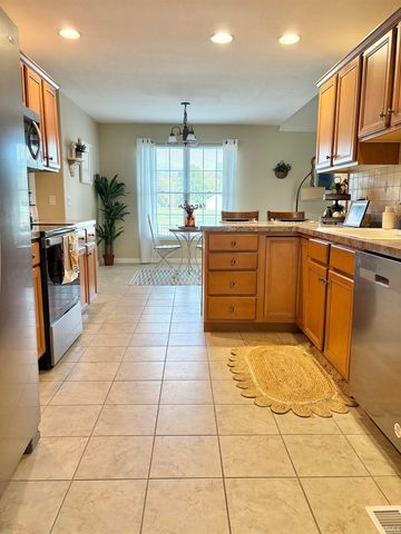 6117 Porterfield Drive, Evansville, IN 47711