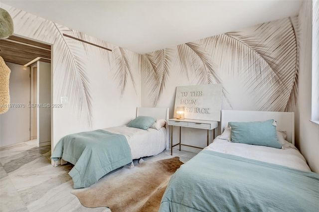 300 Bayview Dr 205, Sunny Isles Beach, FL 33160