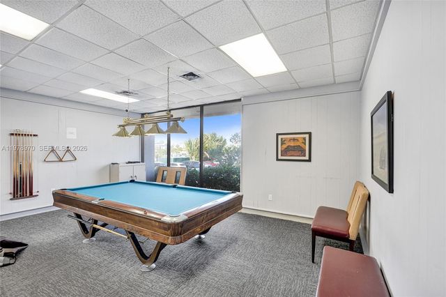 300 Bayview Dr 205, Sunny Isles Beach, FL 33160