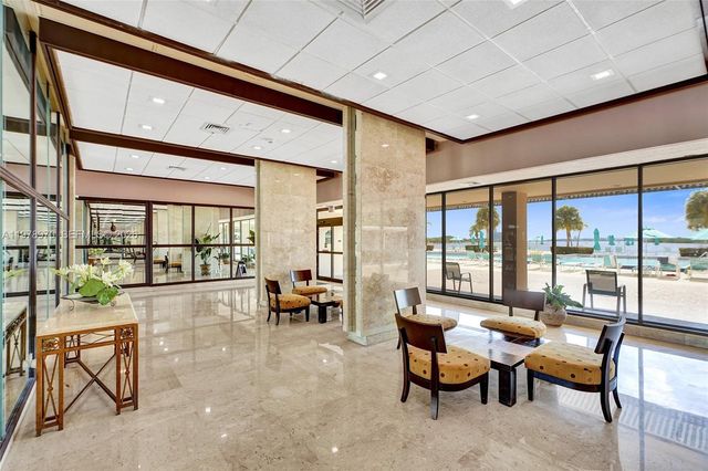 300 Bayview Dr 205, Sunny Isles Beach, FL 33160