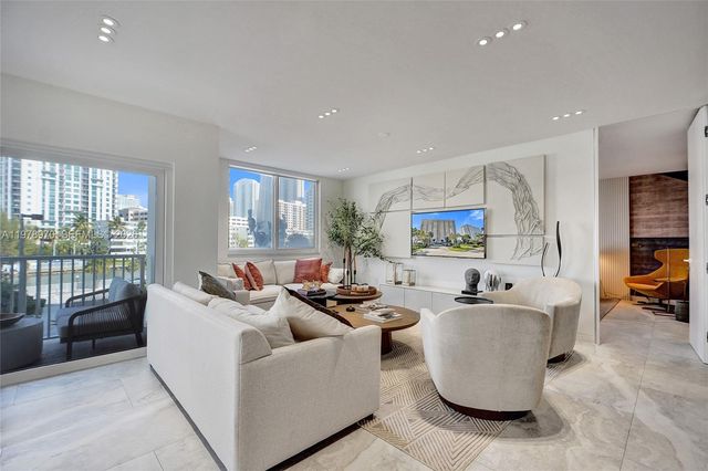 300 Bayview Dr 205, Sunny Isles Beach, FL 33160
