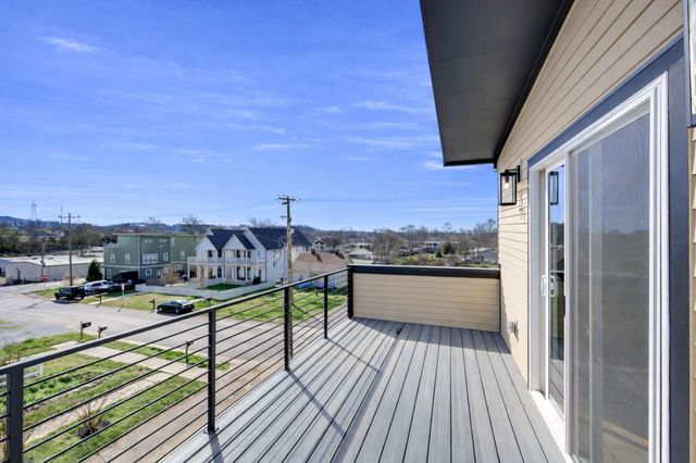798 45th Ave N, Nashville, TN 37209