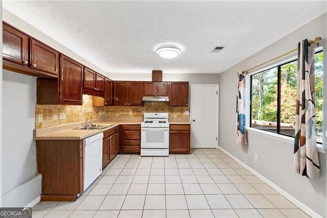 130 Forrest View Terrace, Johns Creek, GA 30022