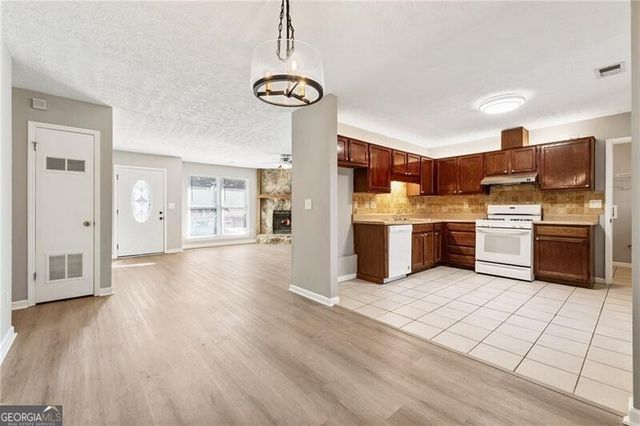 130 Forrest View Terrace, Johns Creek, GA 30022