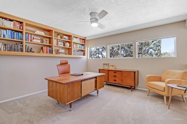 1815 Princeton Drive NE, Albuquerque, NM 87106