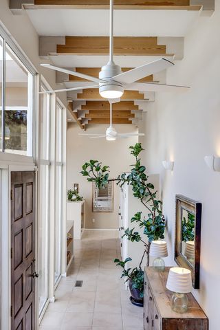 1815 Princeton Drive NE, Albuquerque, NM 87106