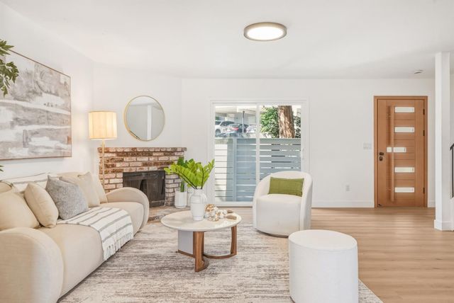 3600 Green Acre Road, Oakland, CA 94619