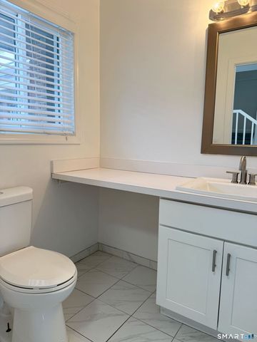 40 Montoya Drive 40, Branford, CT 06405