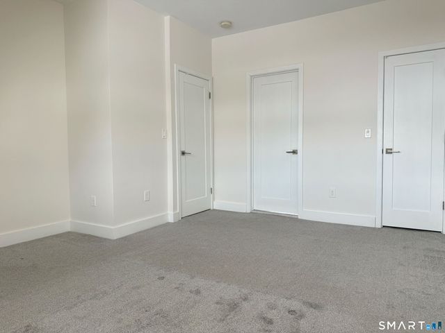 40 Montoya Drive 40, Branford, CT 06405