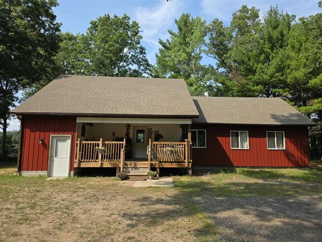 1106 Park Avenue, Twin Lake, MI 49457