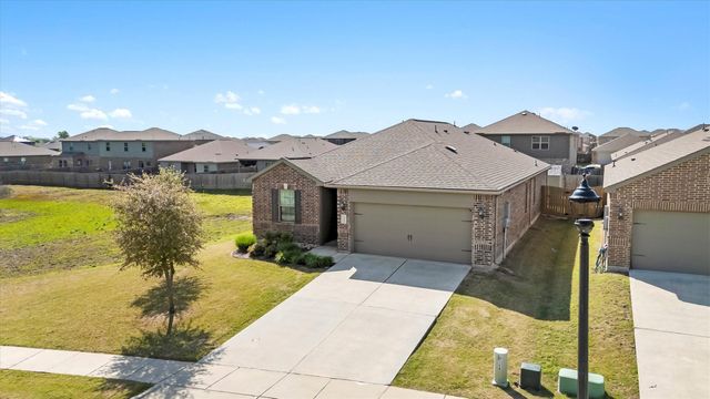 132 Bowen Street, Anna, TX 75409
