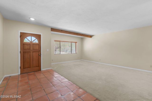9070 E Kayenta Drive, Tucson, AZ 85749