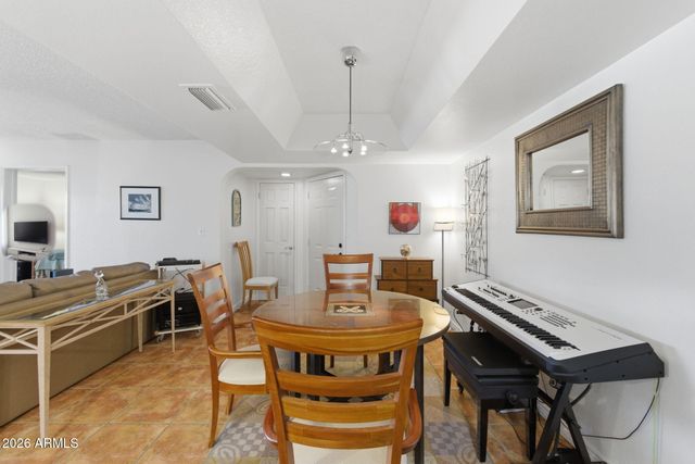 10444 N 69TH Street 210, Paradise Valley, AZ 85253