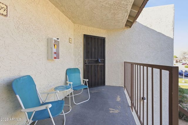 10444 N 69TH Street 210, Paradise Valley, AZ 85253