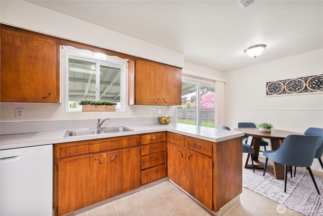 8 Terry Court, Longview, WA 98632
