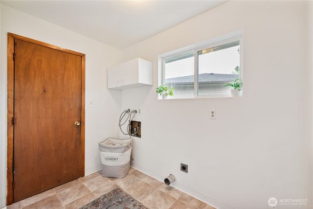 8 Terry Court, Longview, WA 98632