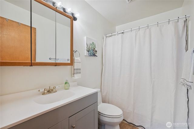 8 Terry Court, Longview, WA 98632