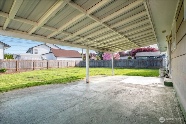 8 Terry Court, Longview, WA 98632