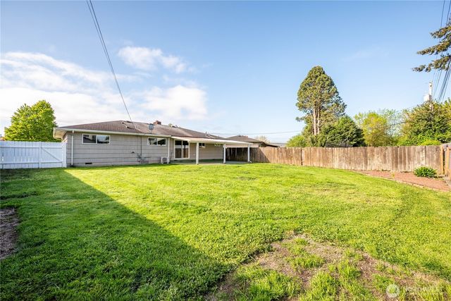 8 Terry Court, Longview, WA 98632