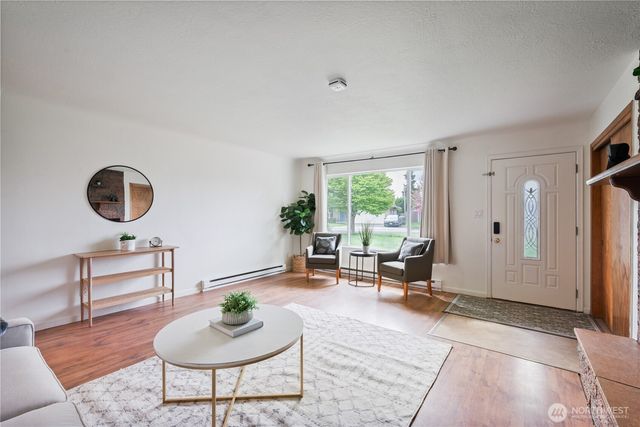 8 Terry Court, Longview, WA 98632