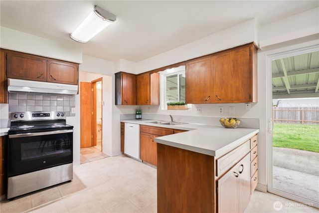 8 Terry Court, Longview, WA 98632