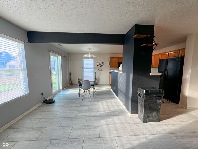 921 Westpointe Drive, Shelbyville, IN 46176