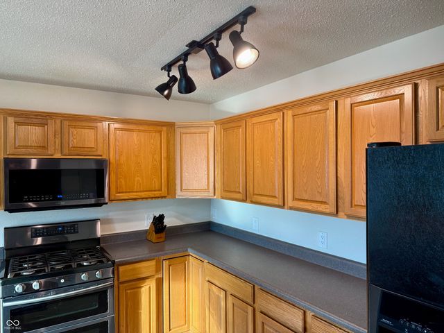 921 Westpointe Drive, Shelbyville, IN 46176