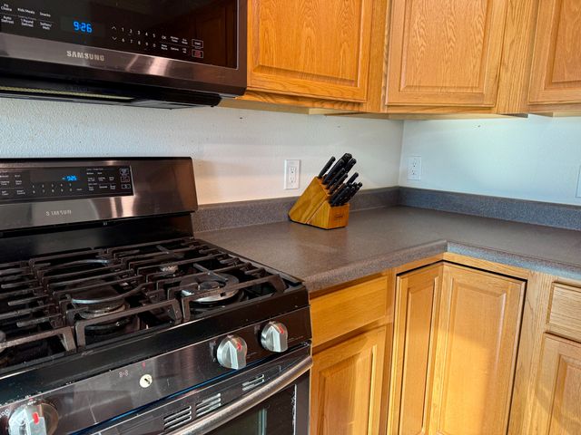 921 Westpointe Drive, Shelbyville, IN 46176