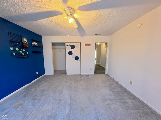 921 Westpointe Drive, Shelbyville, IN 46176