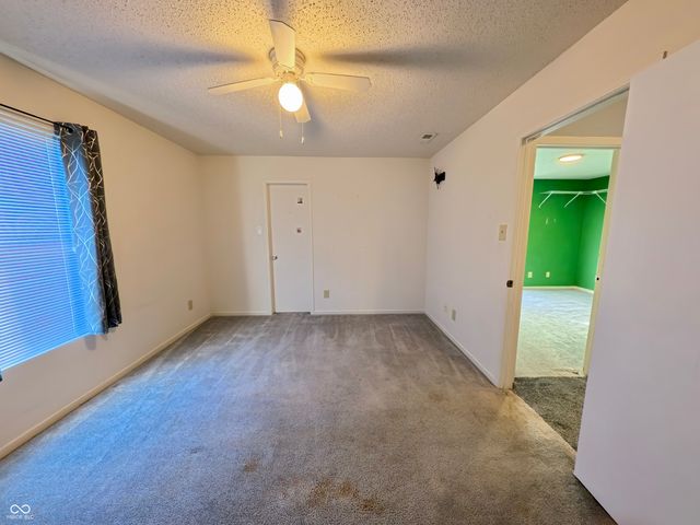 921 Westpointe Drive, Shelbyville, IN 46176