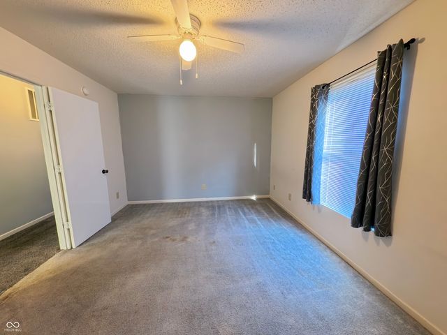 921 Westpointe Drive, Shelbyville, IN 46176