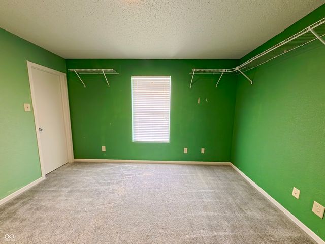 921 Westpointe Drive, Shelbyville, IN 46176