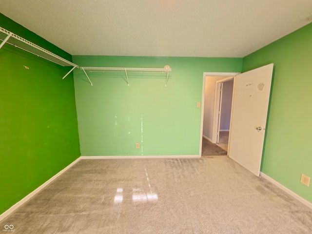 921 Westpointe Drive, Shelbyville, IN 46176