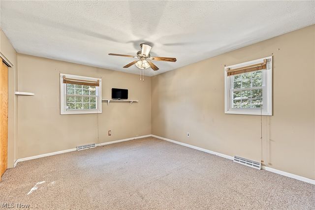 852 Eastwood Avenue, Tallmadge, OH 44278