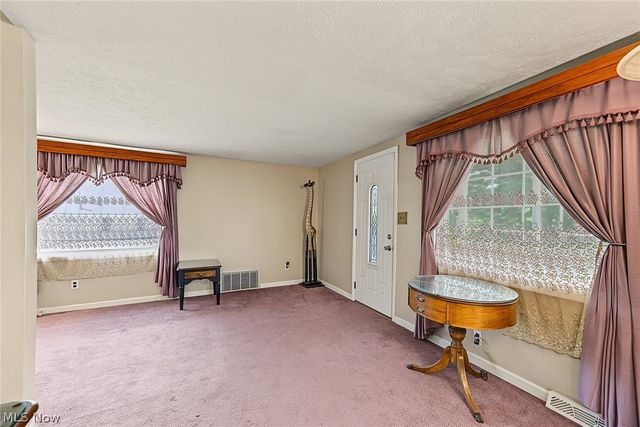 852 Eastwood Avenue, Tallmadge, OH 44278