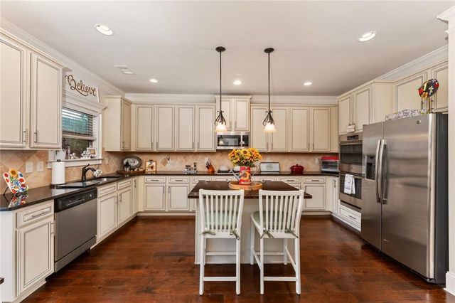96 Ashbury Circle, Dallas, GA 30157