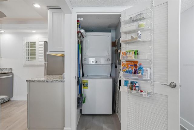 868 BAYWAY BOULEVARD 101, Clearwater Beach, FL 33767