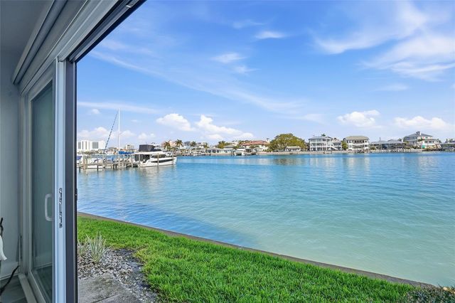868 BAYWAY BOULEVARD 101, Clearwater Beach, FL 33767