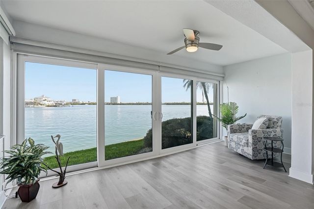 868 BAYWAY BOULEVARD 101, Clearwater Beach, FL 33767