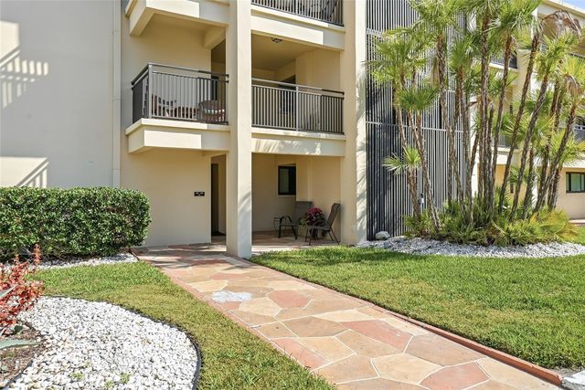 868 BAYWAY BOULEVARD 101, Clearwater Beach, FL 33767