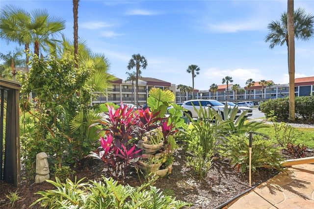 868 BAYWAY BOULEVARD 101, Clearwater Beach, FL 33767