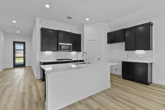 4525 Iguaza Falls Drive, Conroe, TX 77303
