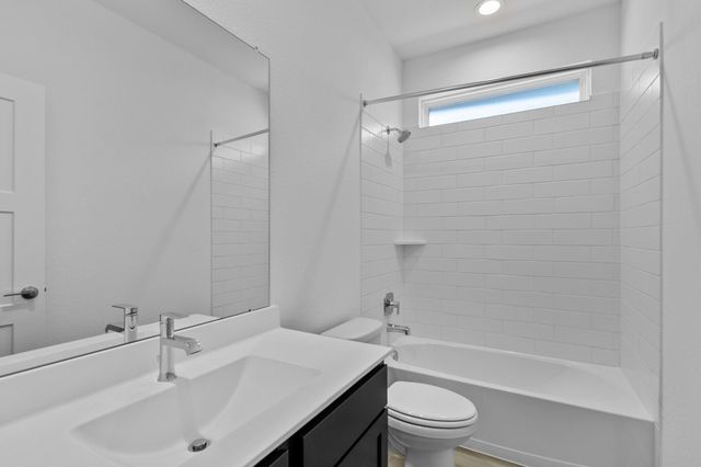4525 Iguaza Falls Drive, Conroe, TX 77303