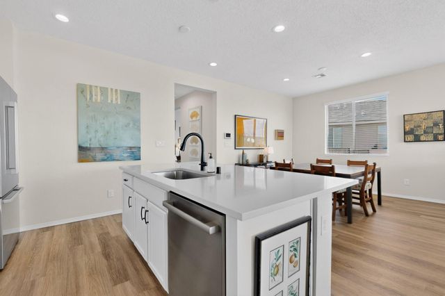 1318 Vallecito Court NW, Los Lunas, NM 87031