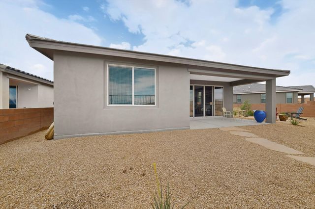1318 Vallecito Court NW, Los Lunas, NM 87031