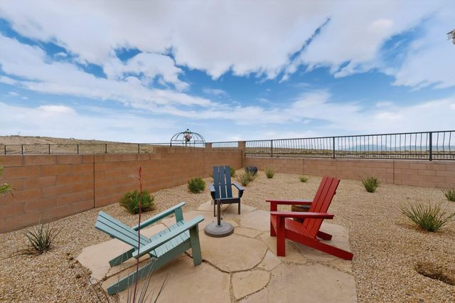 1318 Vallecito Court NW, Los Lunas, NM 87031