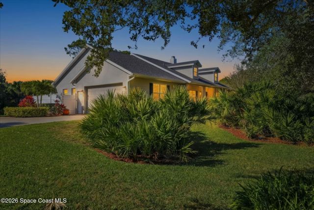 5696 Cypress Creek Drive, Grant, FL 32949