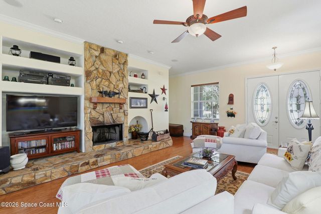 5696 Cypress Creek Drive, Grant, FL 32949